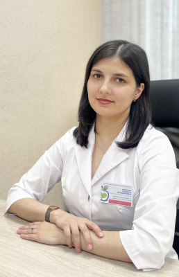 Заместитель главного врача по медицинской части  по детству Ахмедова Эльмира Интизамовна